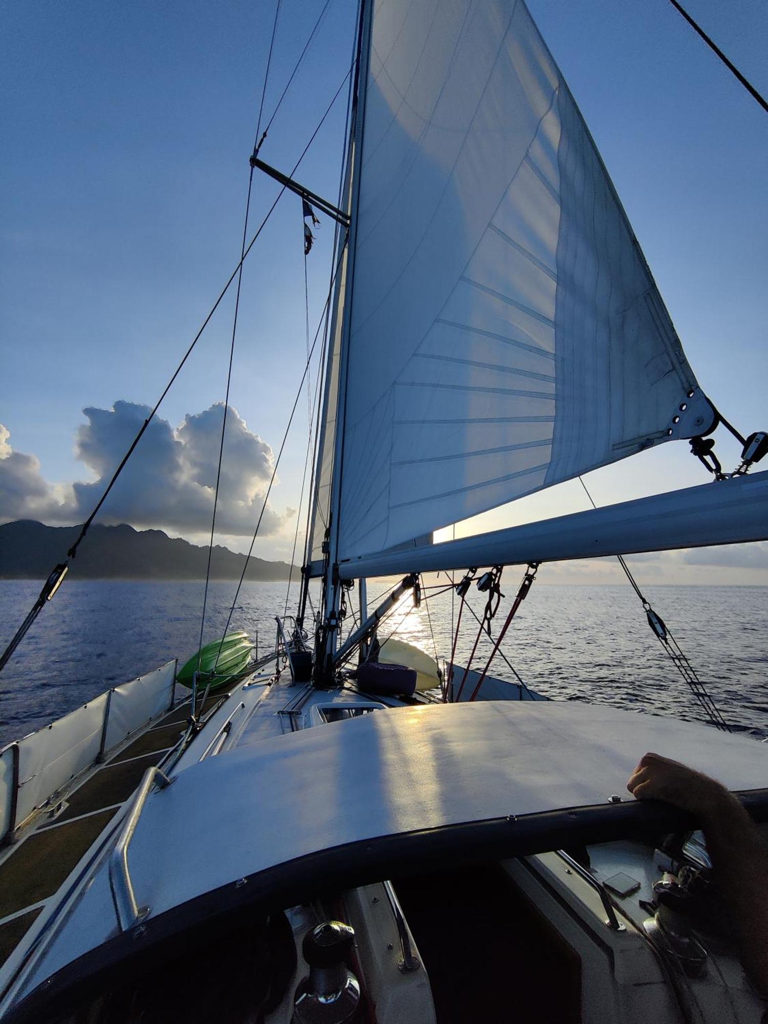 2 Nuits Insolites & 1 Excursion Voile A Bord Du Voilier Mori Ora Moorea Zewnętrze zdjęcie