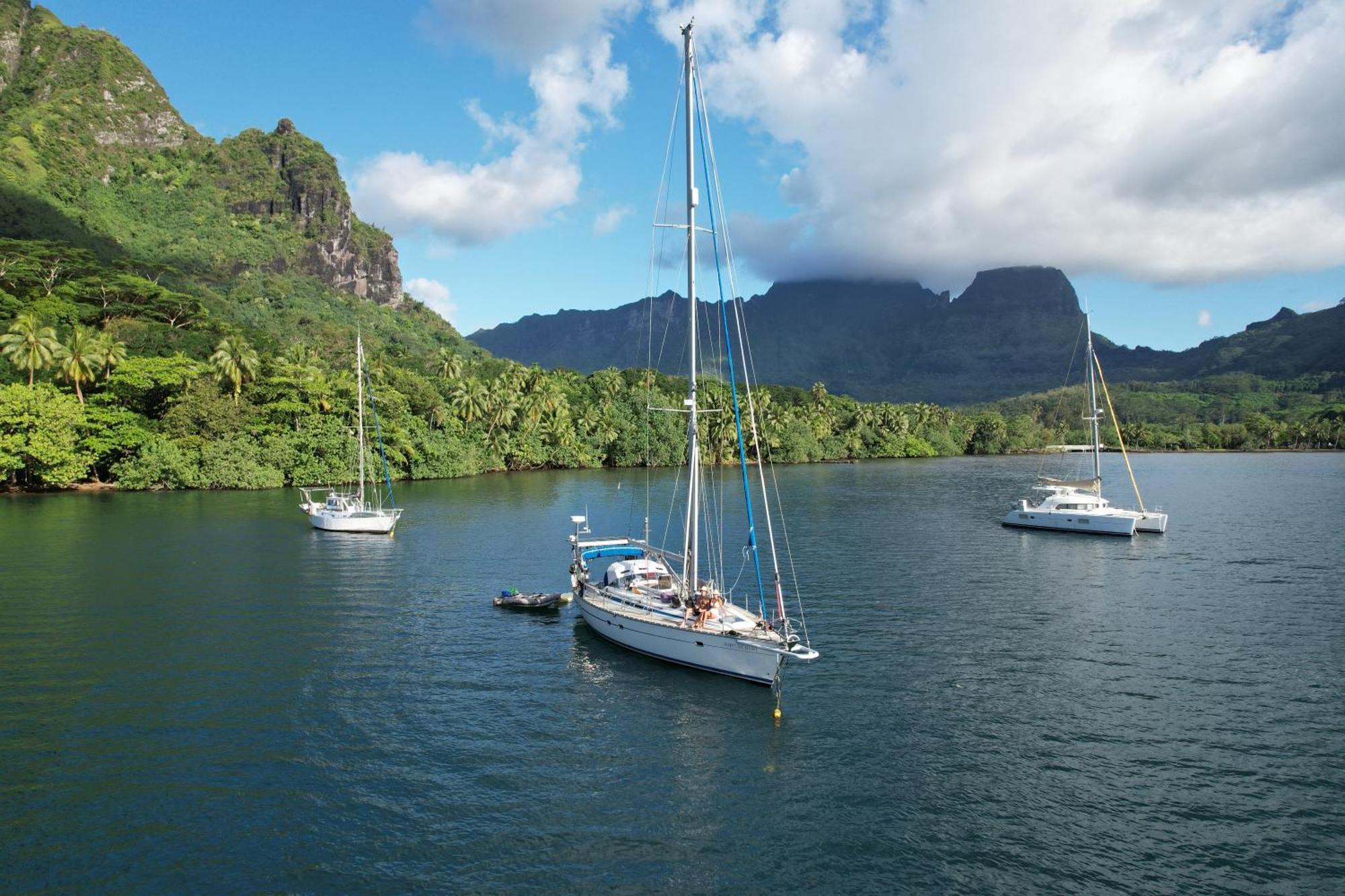 2 Nuits Insolites & 1 Excursion Voile A Bord Du Voilier Mori Ora Moorea Zewnętrze zdjęcie